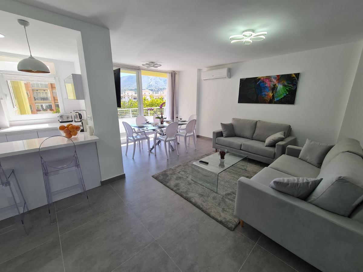 Modern 3 Bedroom Luxury Apartment In Torremolinos Kültér fotó