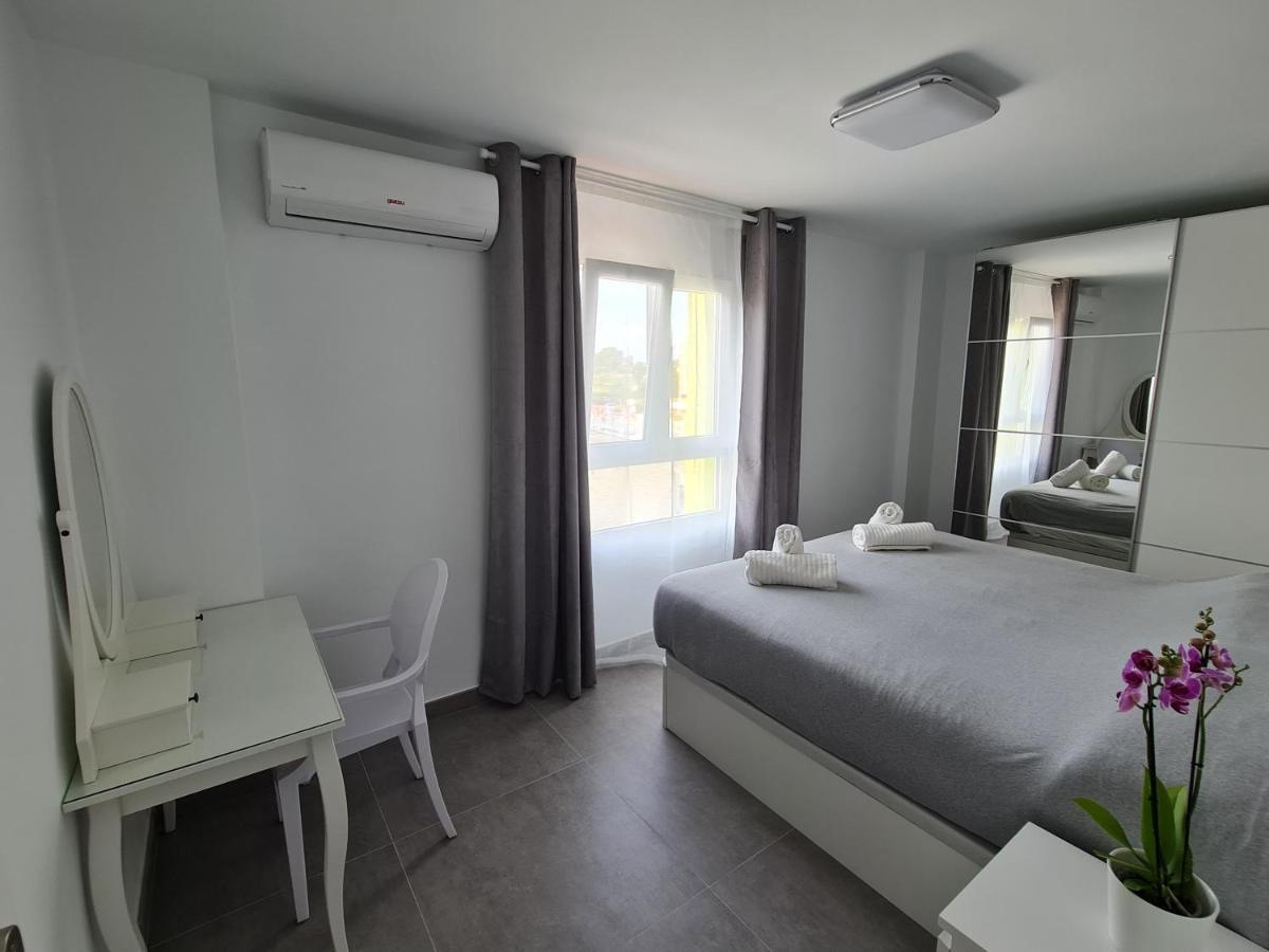 Modern 3 Bedroom Luxury Apartment In Torremolinos Kültér fotó